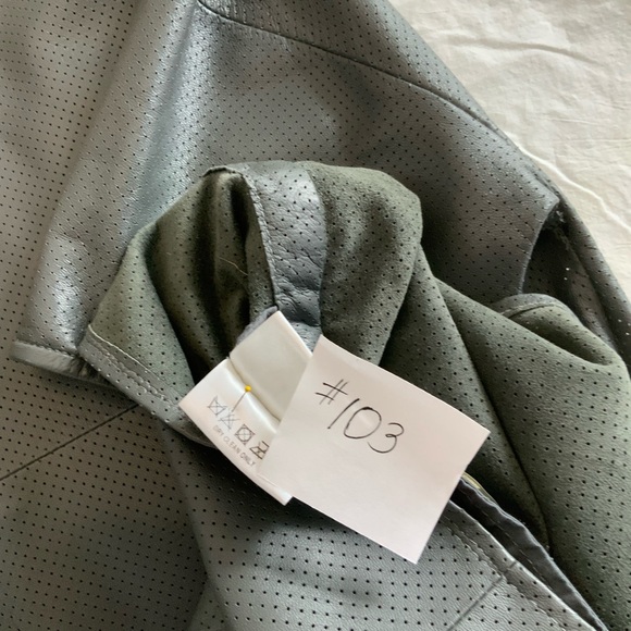 Ports 1961- dark gray perforated leather dress with pockets metal hooks on sides - Picture 9 of 15